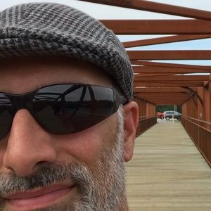 Meet your Posher, Darrell